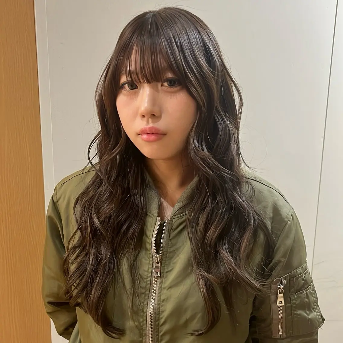 ロング レイヤーカット 、 ハルナのヘアスタイル