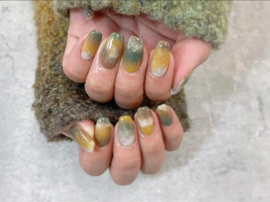 ネイル ボーダー ニュアンスネイル ハンドネイル foglia❁. ⌇imamuraのネイルデザイン