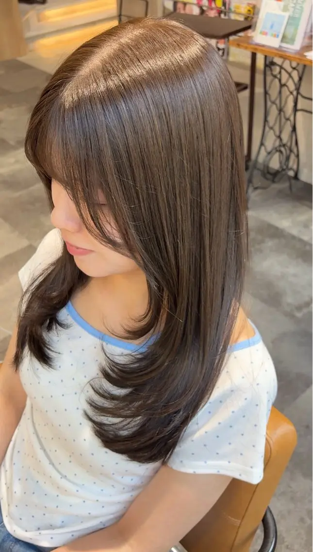 ロング カット ヘアカラー 似合わせ🌿 AYAKAのヘアスタイル