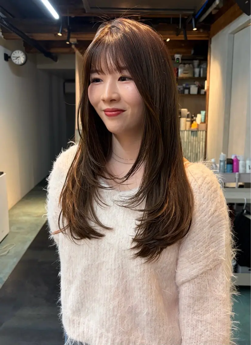 ロング レイヤーカット カット ヘアカラー 三浦 ふたばのヘアスタイル