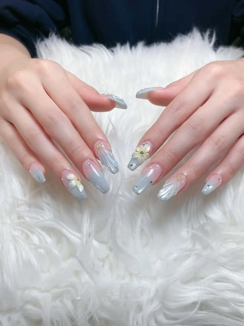 ネイル 長さ出し フレンチネイル グラデーション 韓国ネイル マグネットネイル ハンドネイル Lannie nailのネイルデザイン