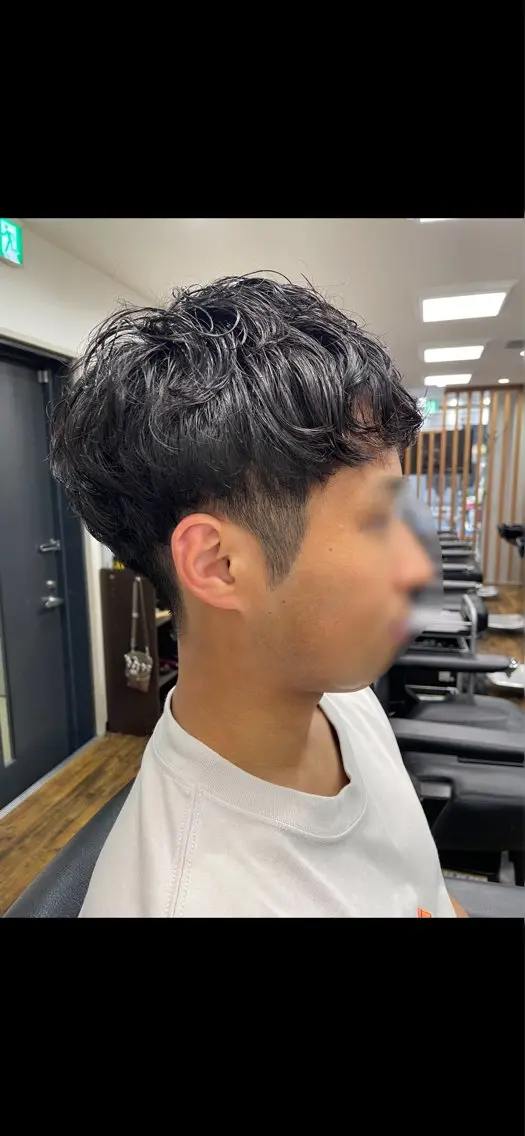 メンズカット＋ベーシックパーマ(シェービング•シャンプー後のトリートメント込み)の写真