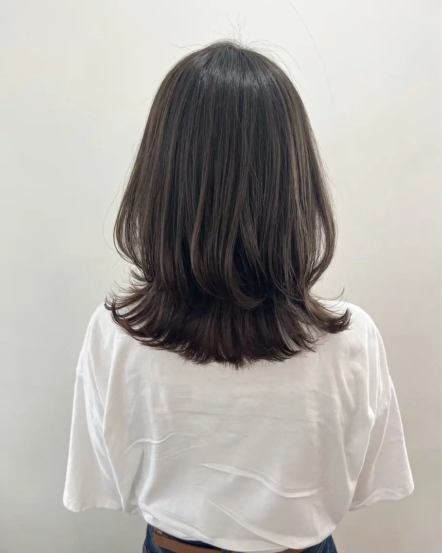 カラー mopa ayaneのヘアスタイル