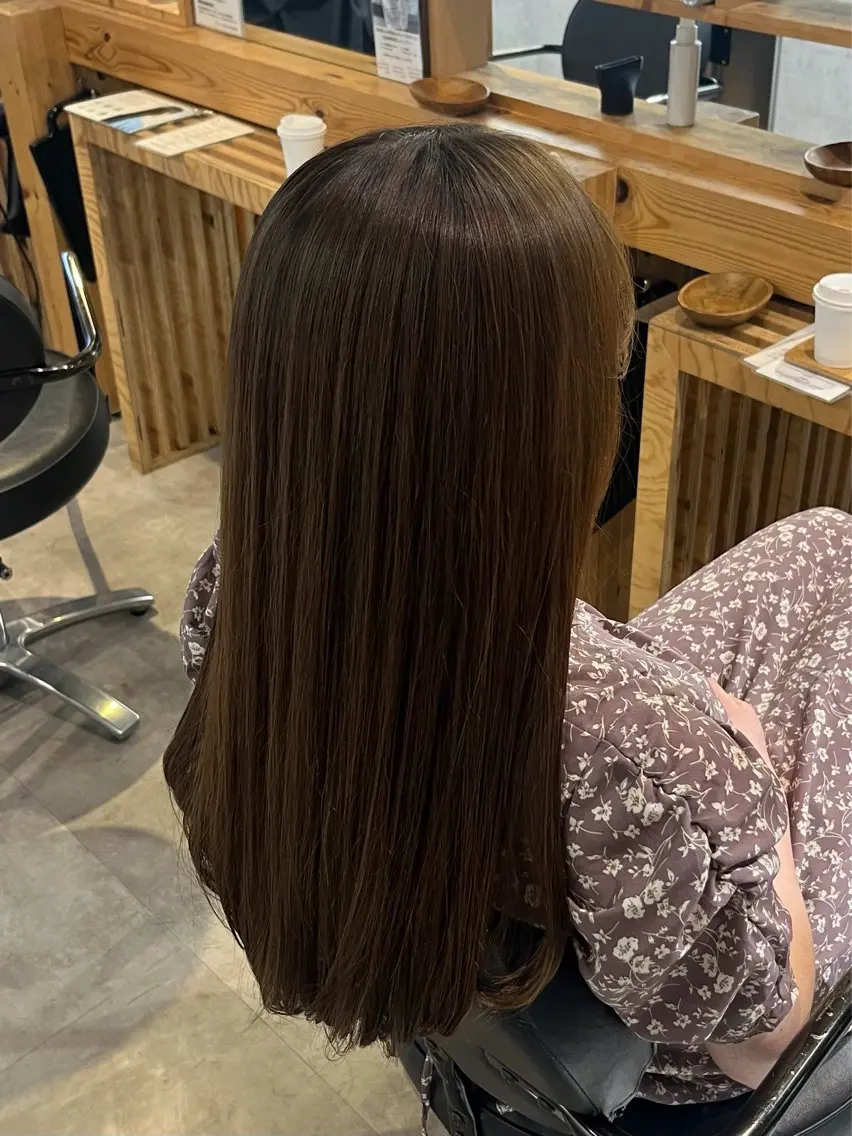 ロング カラー ブラウンカラー Sia 【中野新橋】 𝘮𝘢𝘯𝘢のヘアスタイル