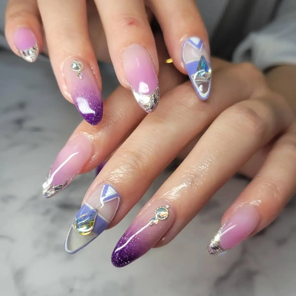 ネイル フレンチネイル ガラスフレンチ グラデーション パープル Nail salon Coco【溝の口駅】のネイルデザイン