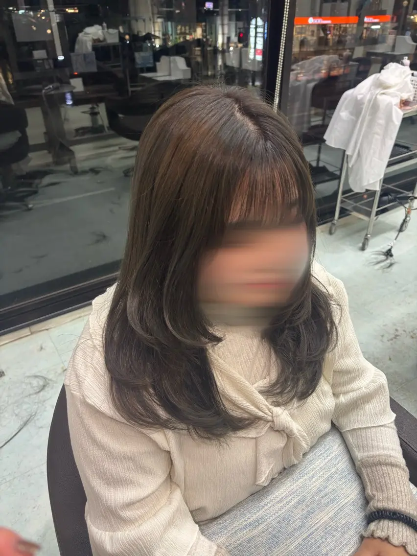 ロング レイヤーカット カット ヘアカラー WiLL 梶岡日菜のヘアスタイル