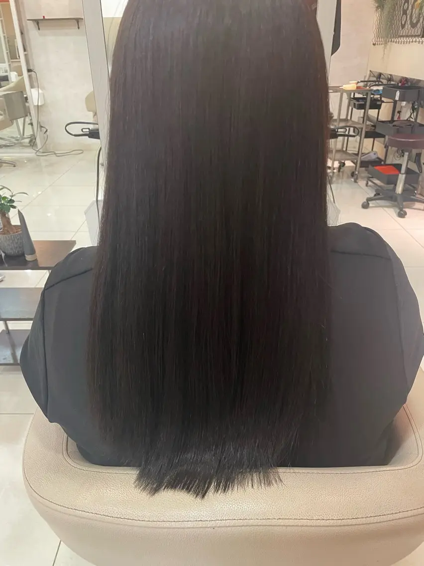 ロング カラー ヘアカラー 石垣 颯士のヘアスタイル