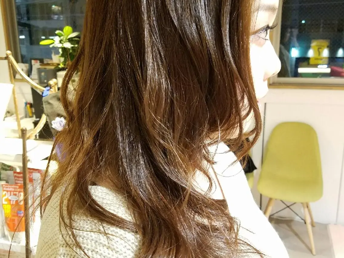 ミディアム セミロング ロング ヘアアレンジ 顔周りカット レイヤーカット 田中 光のヘアスタイル