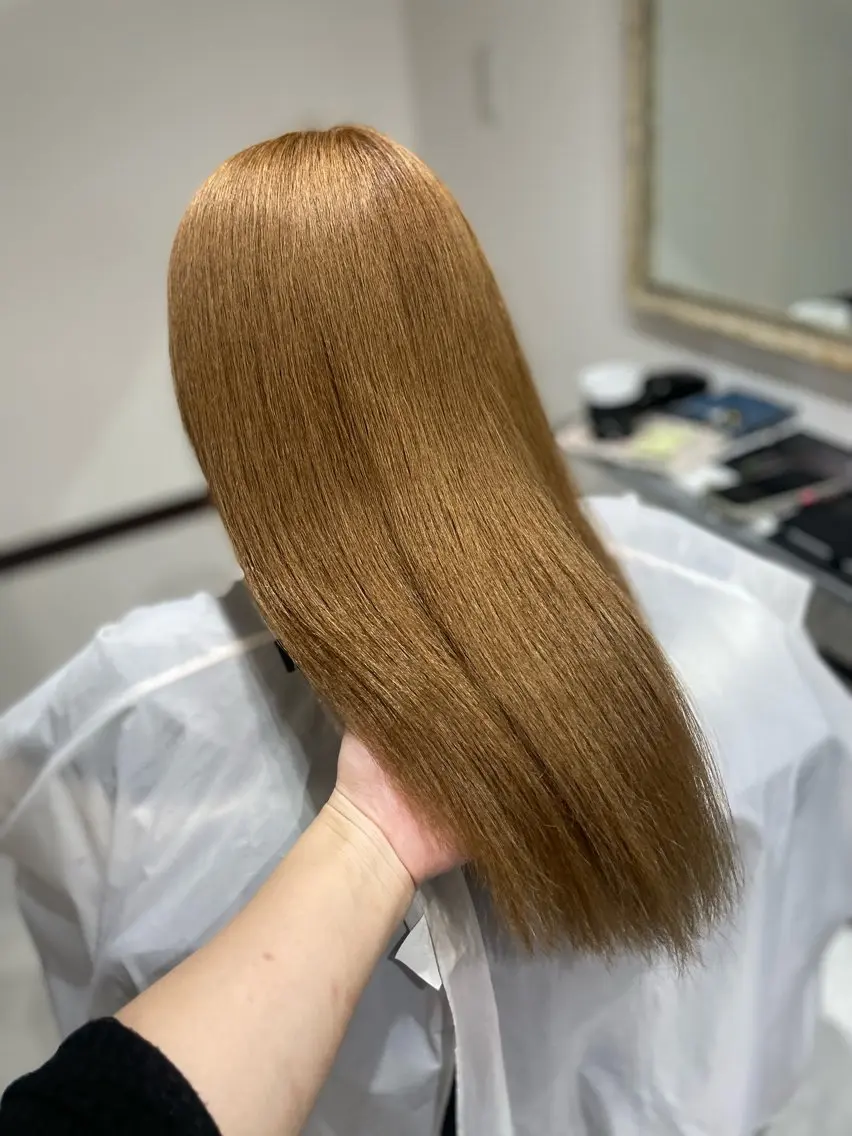 ロング カラー ブリーチ ブリーチなしカラー カット ヘアカラー 寺本 早希のヘアスタイル