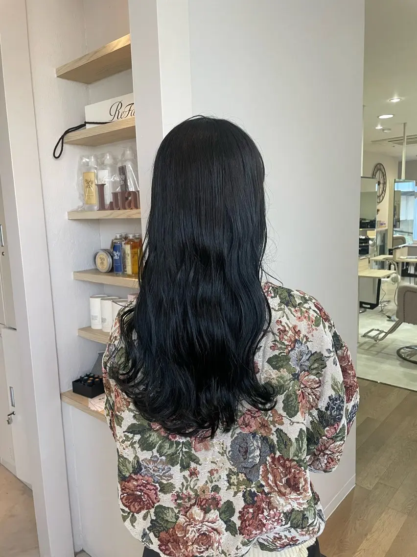 ロング カット ヘアカラー ayano / 透明感・くすみカラーのヘアスタイル