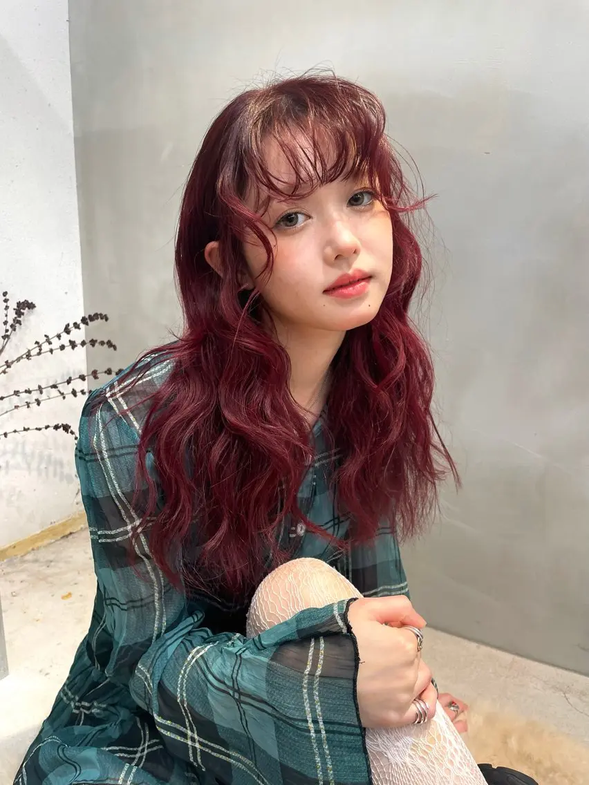 ロング カット ヘアカラー トリートメント Fev YUZUのヘアスタイル