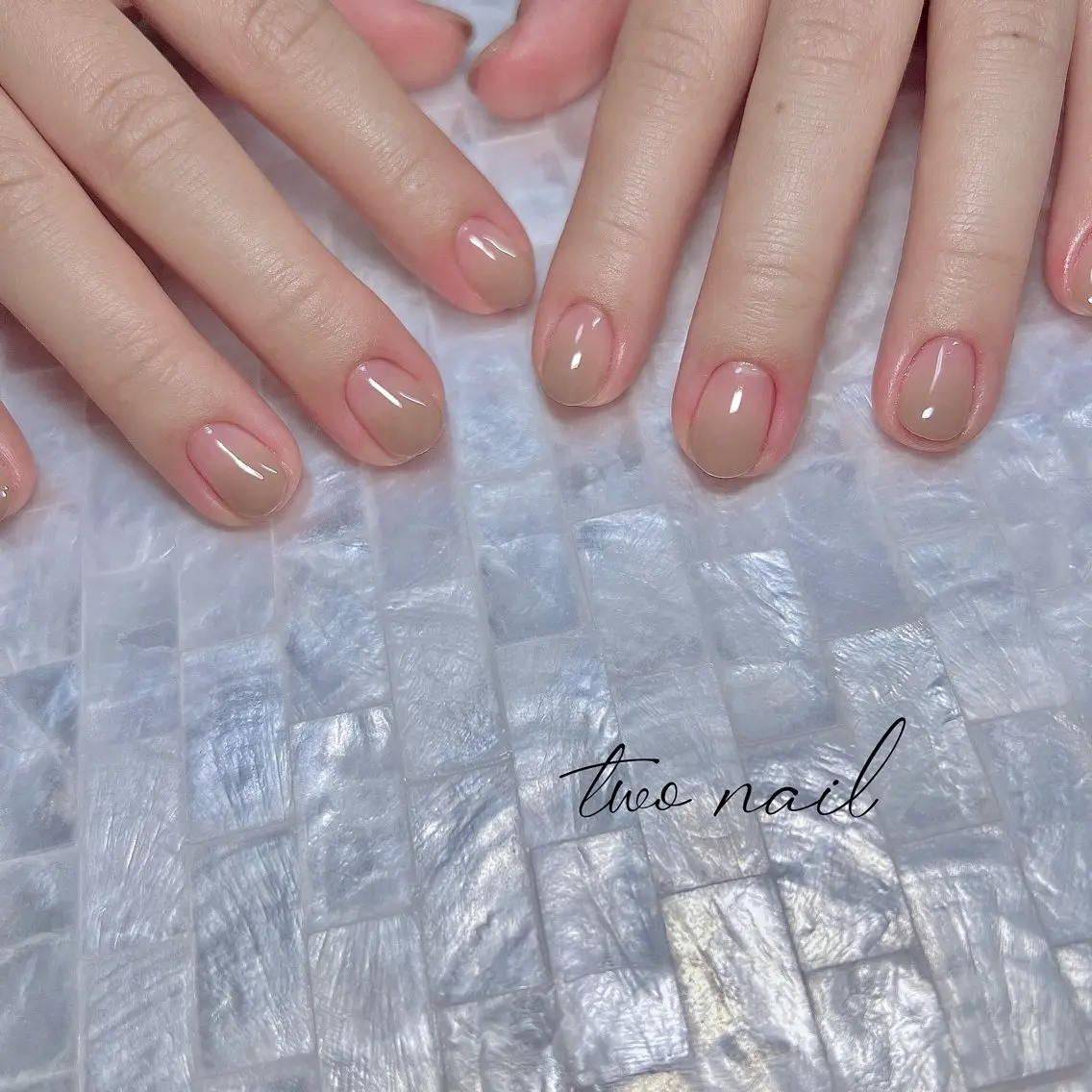 ネイル ネイルチップ ホワイト ハンドネイル two nailのネイルデザイン
