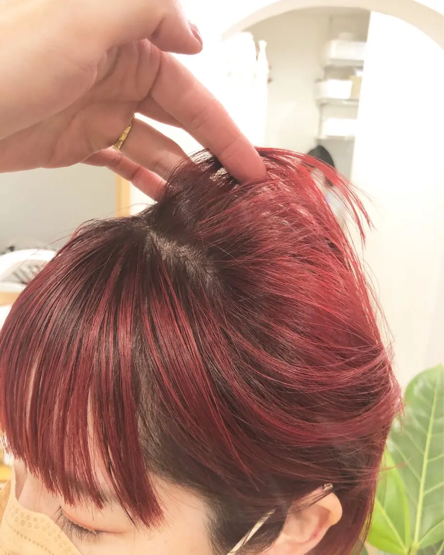 ショート カラー パーマ ヘアアレンジ ブリーチ レッドカラー ショートヘア サイドバング ワイドバング カット ヘアカラー トリートメント 【ツヤ髪美容師】 ツダケイスケのヘアスタイル