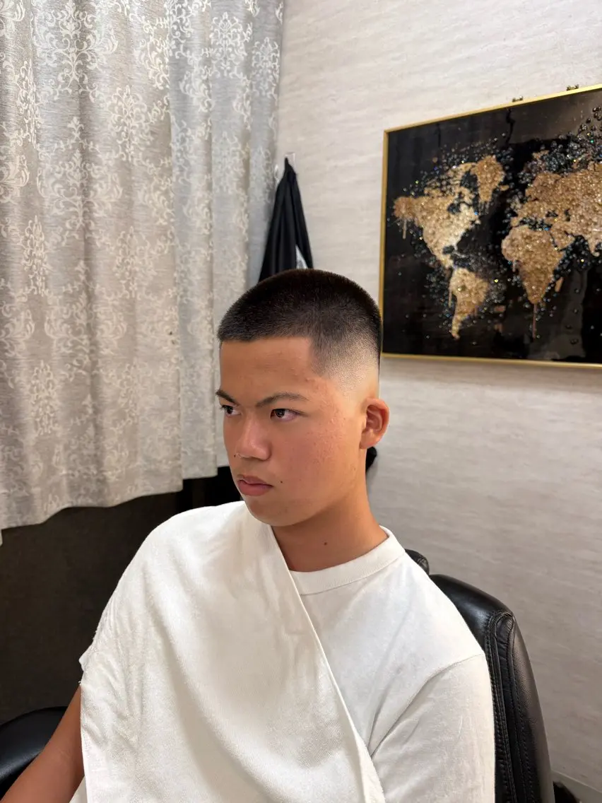 ショート 佐藤 瑛太のヘアスタイル