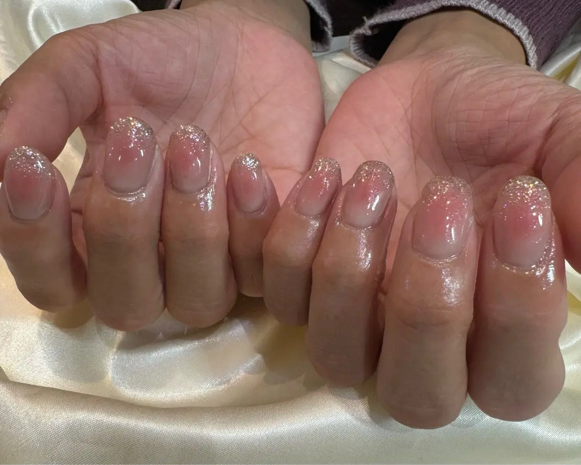 ネイル ハンドネイル 藤井 里緒奈のネイルデザイン