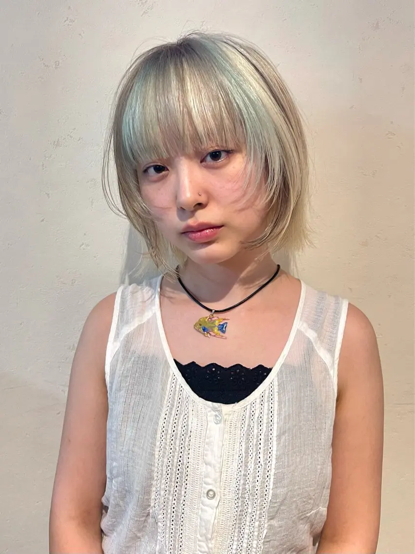 ミディアム カラー カット ヘアカラー トリートメント ヘアセット 安部佑哉/ハイトーン /レイヤー/ブリーチのヘアスタイル