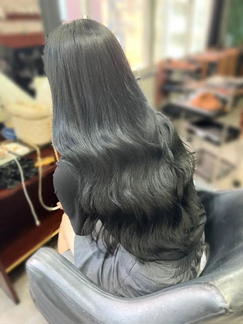 ロング カラー カット エクステ ハイトーンエクステ 🎩カズキ🎩のヘアスタイル