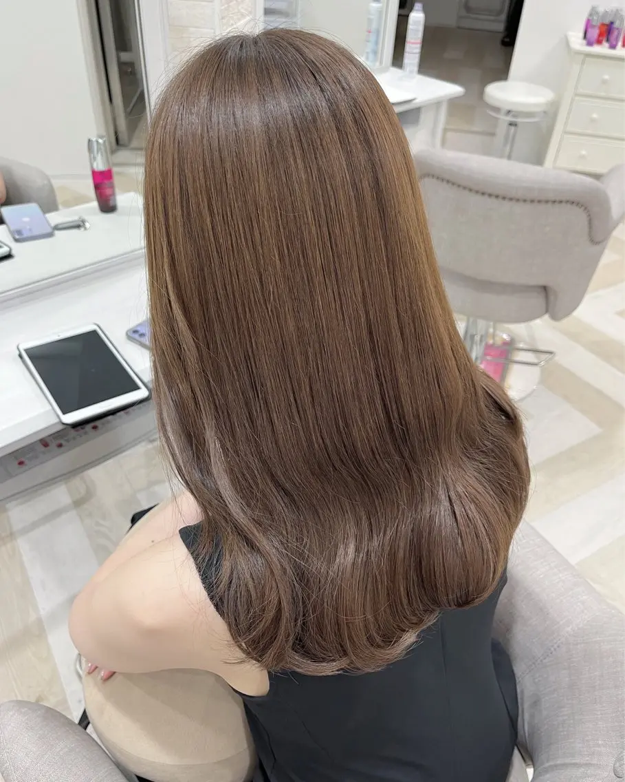 セミロング カット ヘアカラー トリートメント ヘッドスパ 外ハネボブ♡ YUIのヘアスタイル