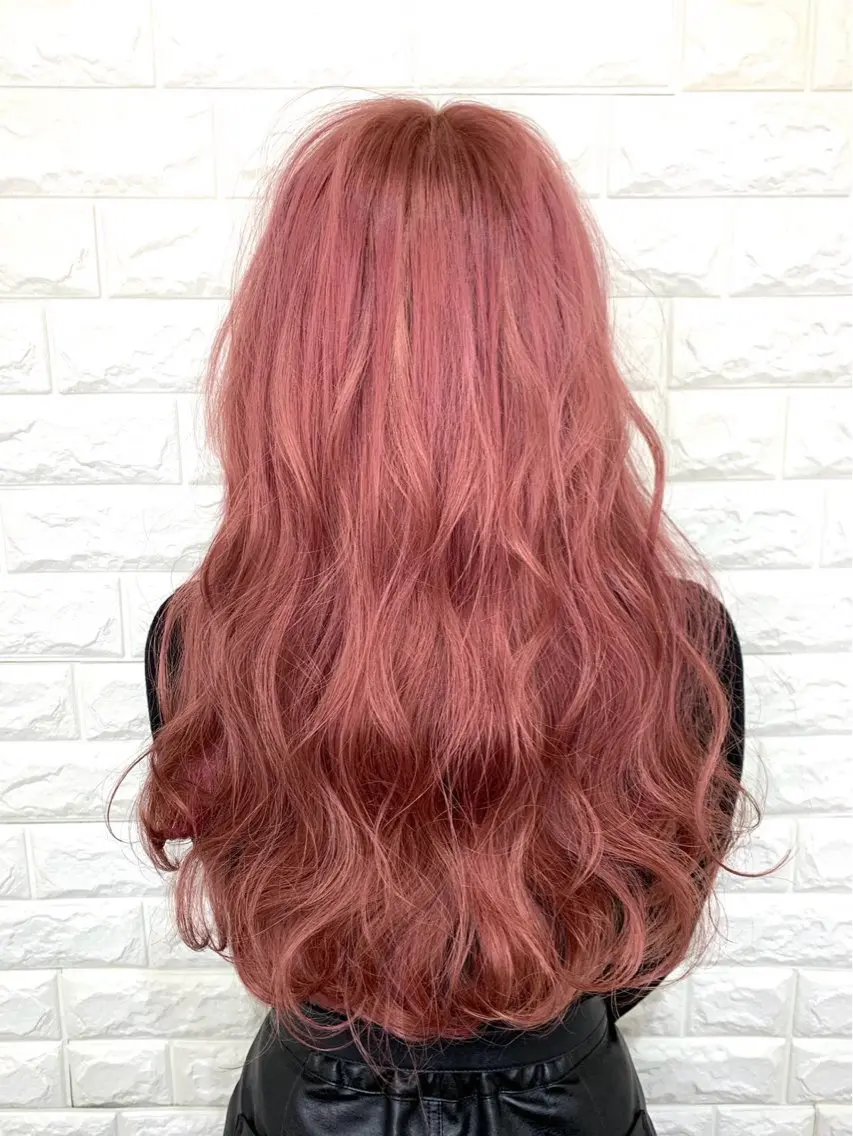 ロング エクステ 佐々木 りあのヘアスタイル
