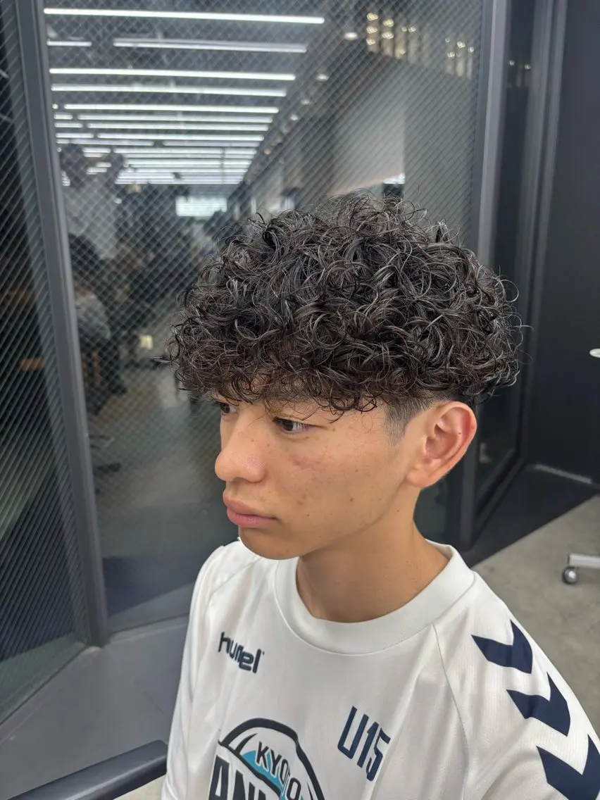 パーマ メンズ メンズパーマ プードルパーマ プードルパーマ カット パーマ 白井 世那のヘアスタイル