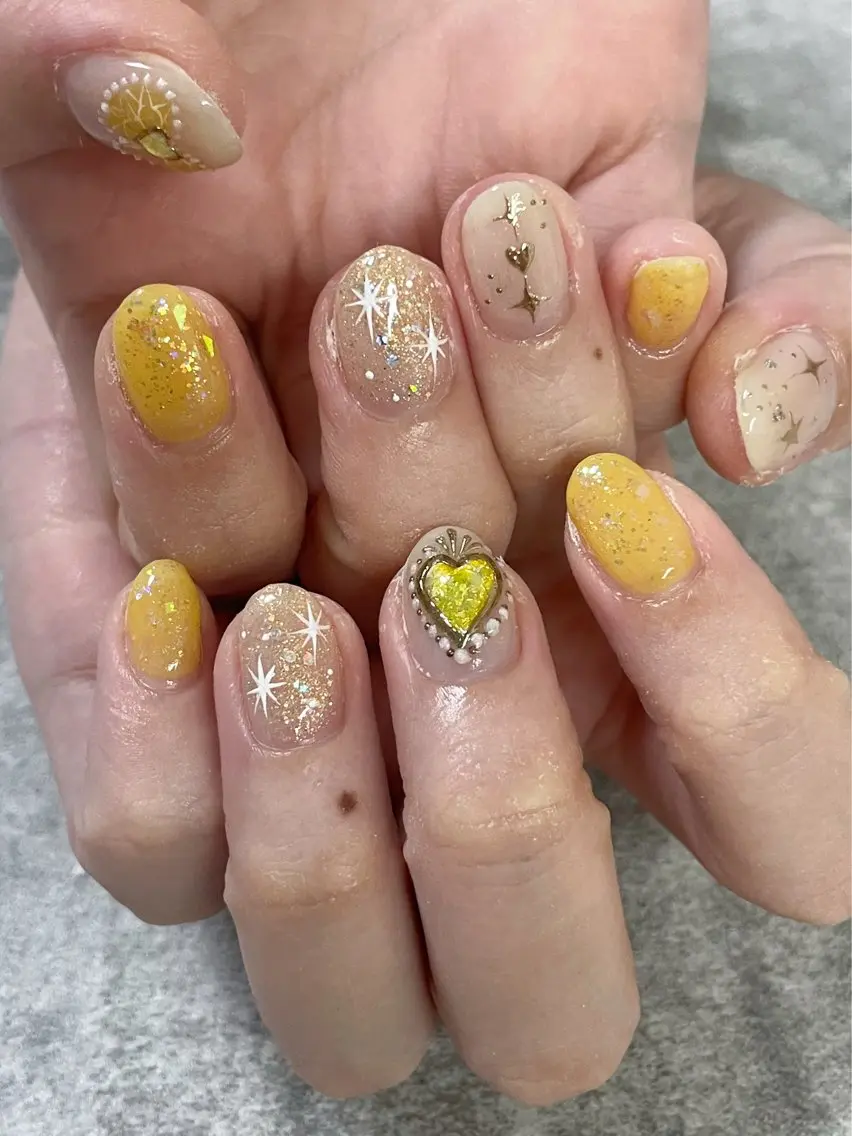 ネイル ハンドネイル FIORITURA aiのネイルデザイン