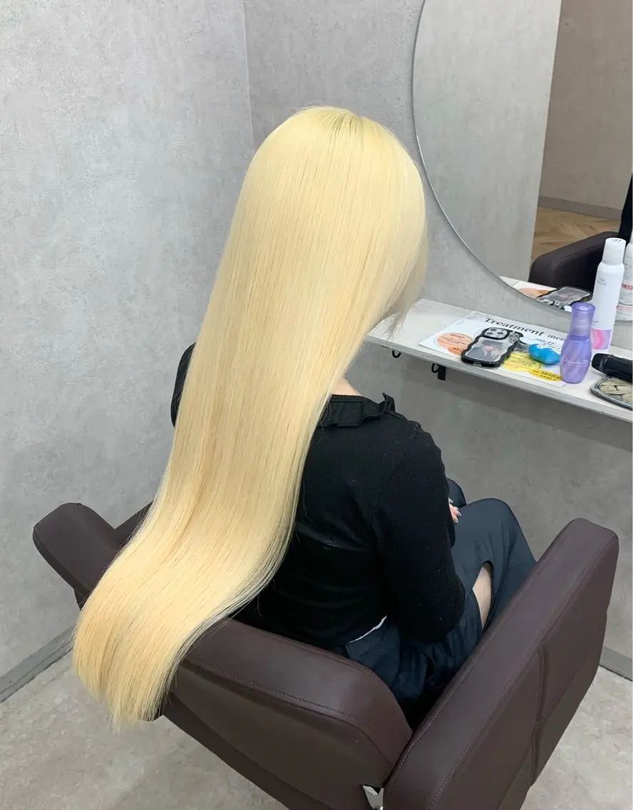 ロング カラー ヘアカラー トリートメント ヘッドスパ ハイトーン・ブリーチ ムラ修正 八須 錬のヘアスタイル
