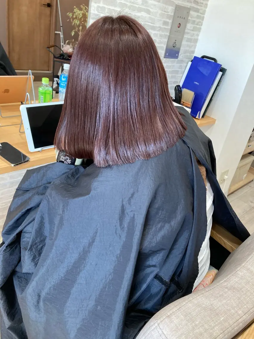 ミディアム ピンクブラウン 酸性ストレート カット 縮毛矯正 宇田川 直輝のヘアスタイル