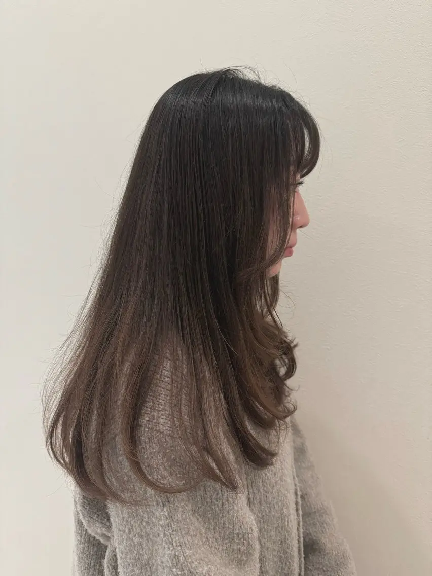 ロングレイヤーカットの写真