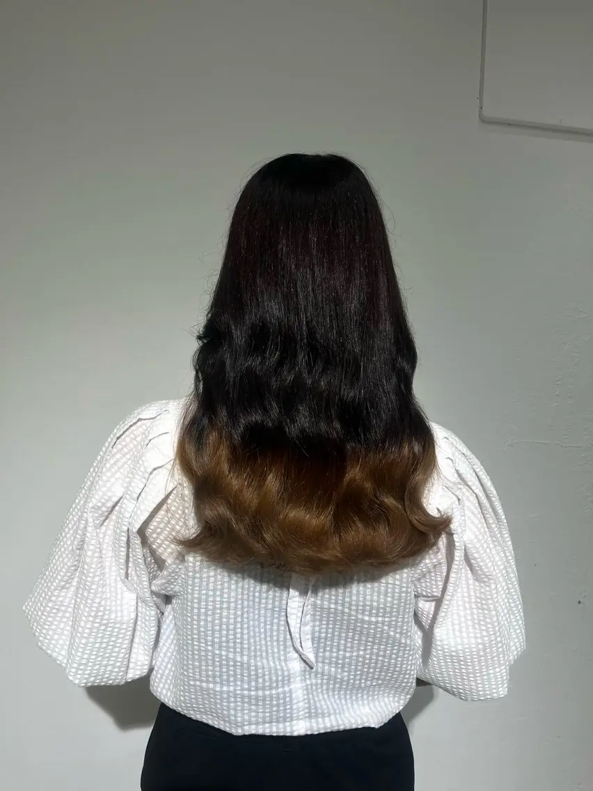 ロング 中島 沙也加のヘアスタイル