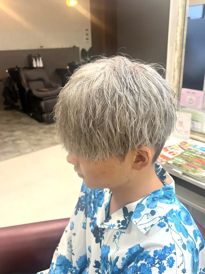 ショート カラー メンズ カット ヘアカラー パーマ KEN 🌟のヘアスタイル