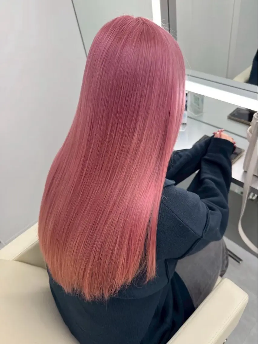 カラー tace新宿 あおいのヘアスタイル