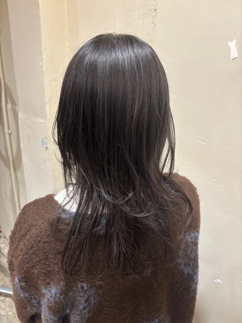 ミディアム カット ZAZA YUKAのヘアスタイル