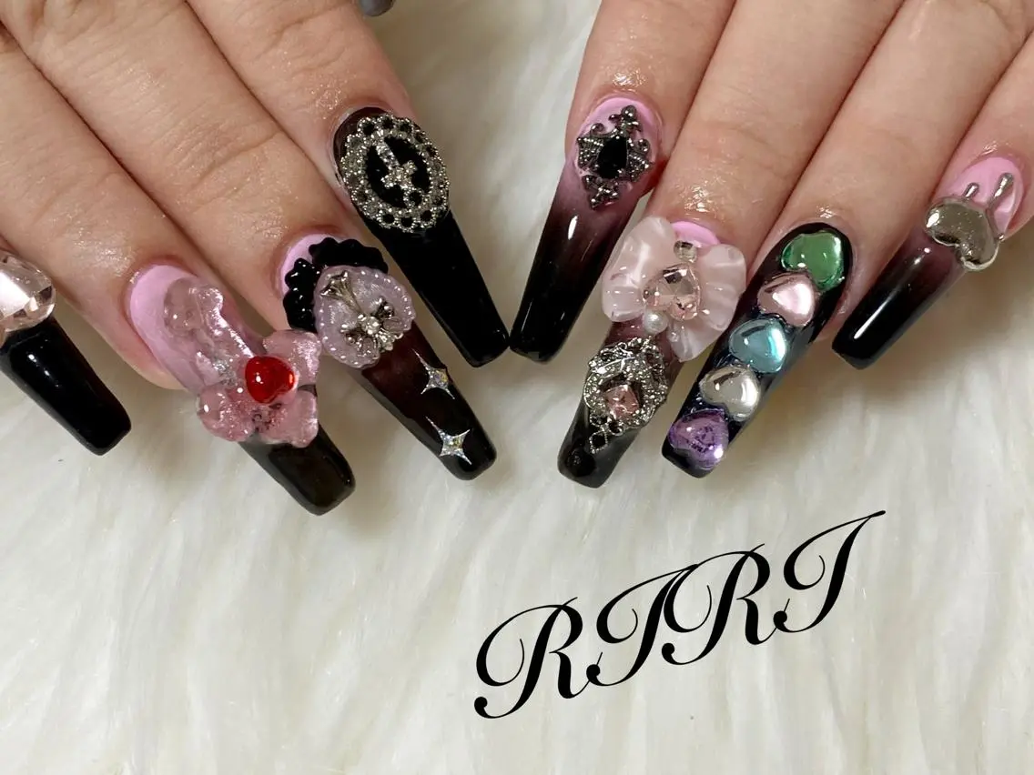 ネイル ロングネイル riri オーナーのネイルデザイン