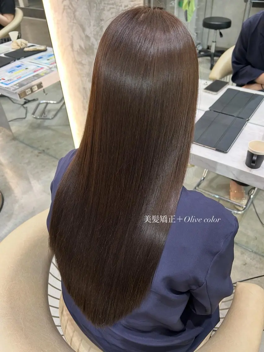 美髪矯正+ color + 1step treatment✩の写真