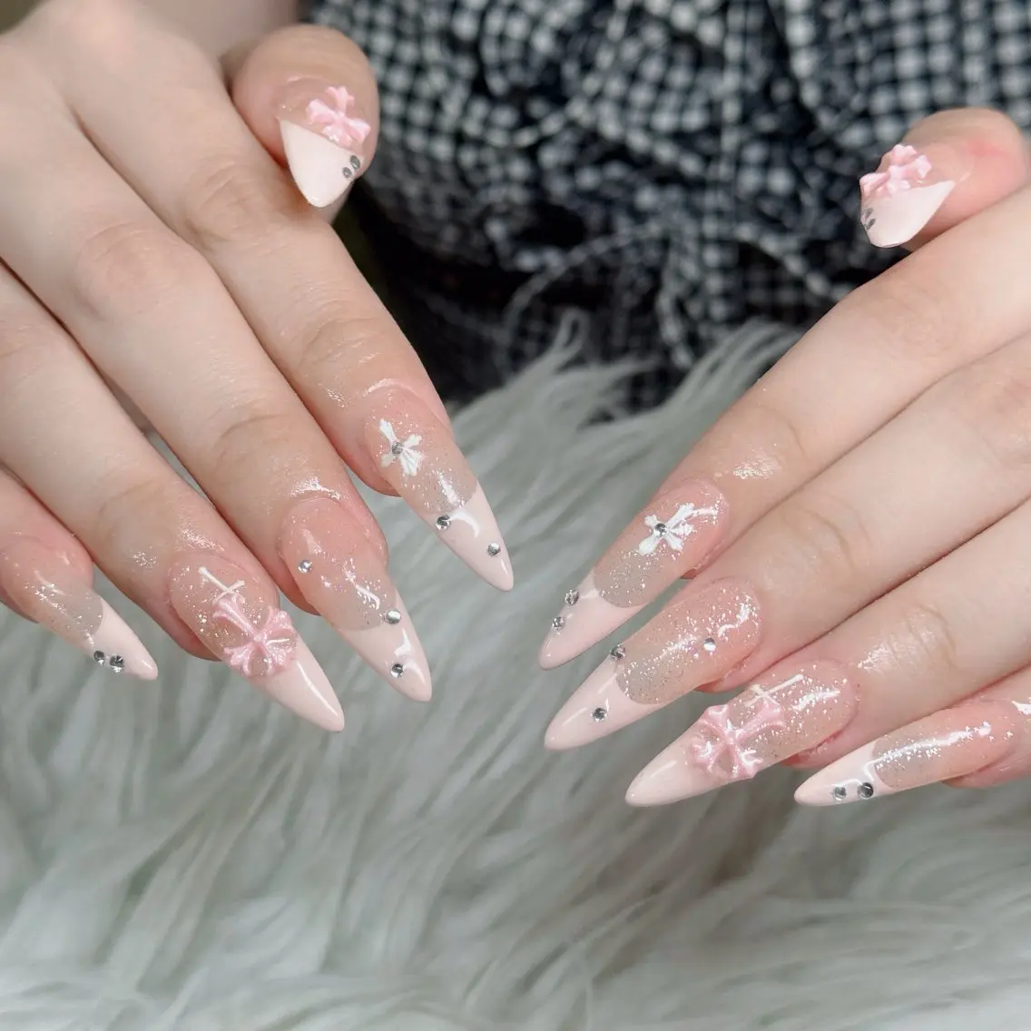 ネイル フットネイル フレンチネイル グラデーション 韓国ネイル ロングネイル ハンドネイル Hani Nail Salonのネイルデザイン