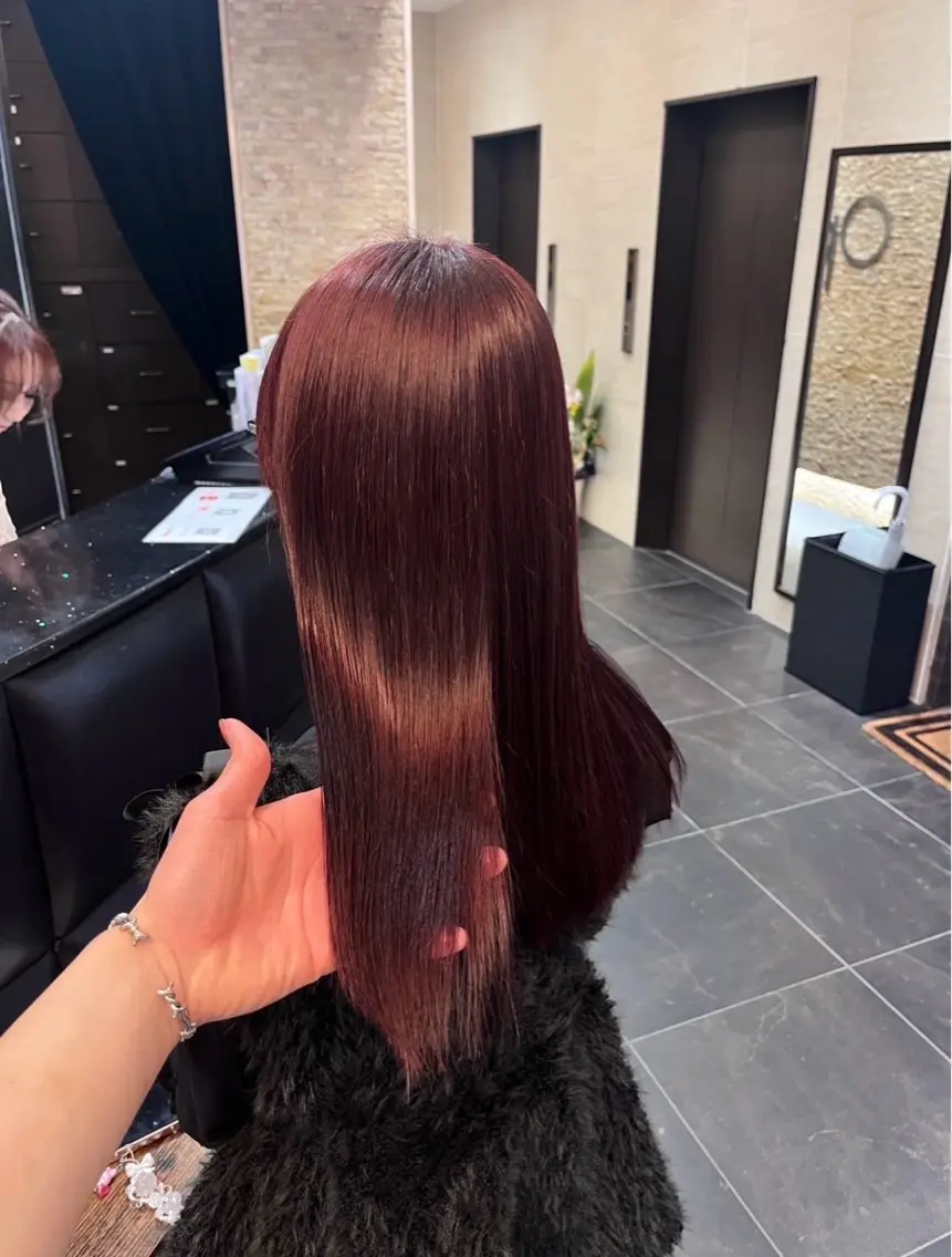ロング カラー ヘアカラー 森下 優菜のヘアスタイル