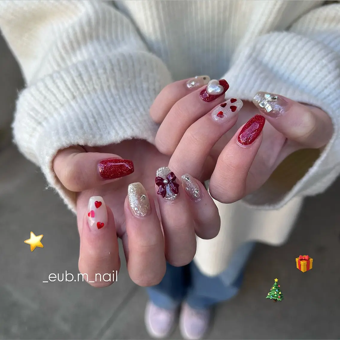 ネイル 冬ネイル クリスマス ハンドネイル 深夜ネイルサロン eub.m_nailのネイルデザイン