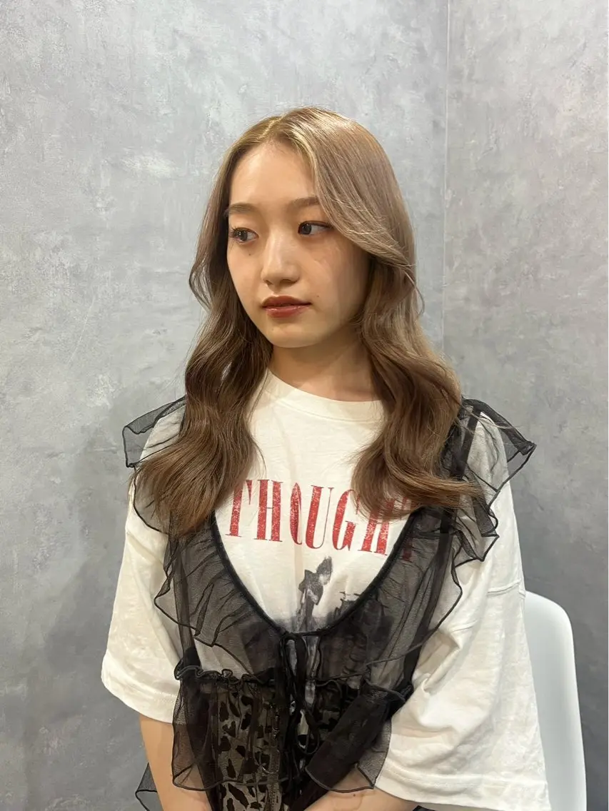 カラー 鈴木 響のヘアスタイル