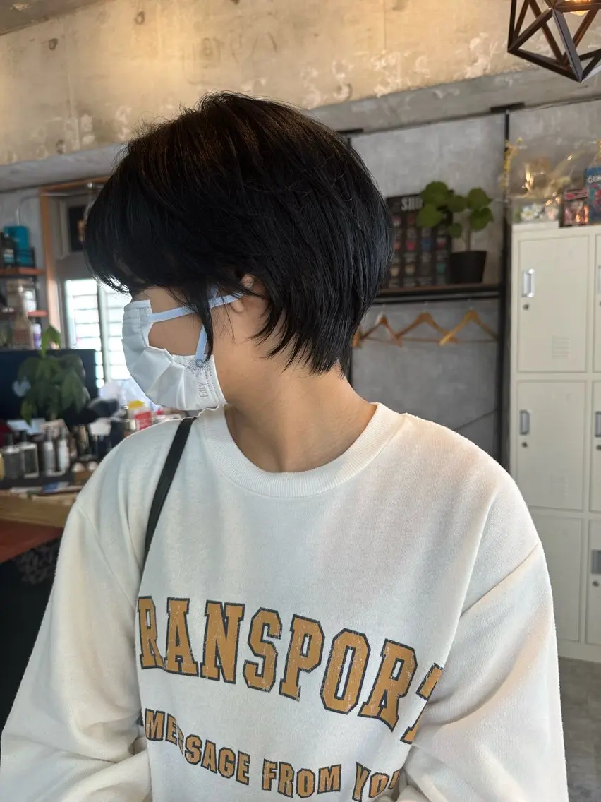 ショート 切りっぱなしボブ ショートボブ ハンサムショート 丸みショート ボブ モテ髪/ボブ/ショー ト/アダチフウトのヘアスタイル