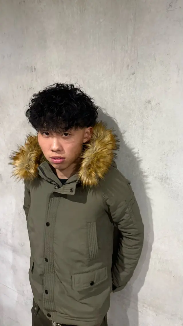 パーマ Bernie boyのヘアスタイル