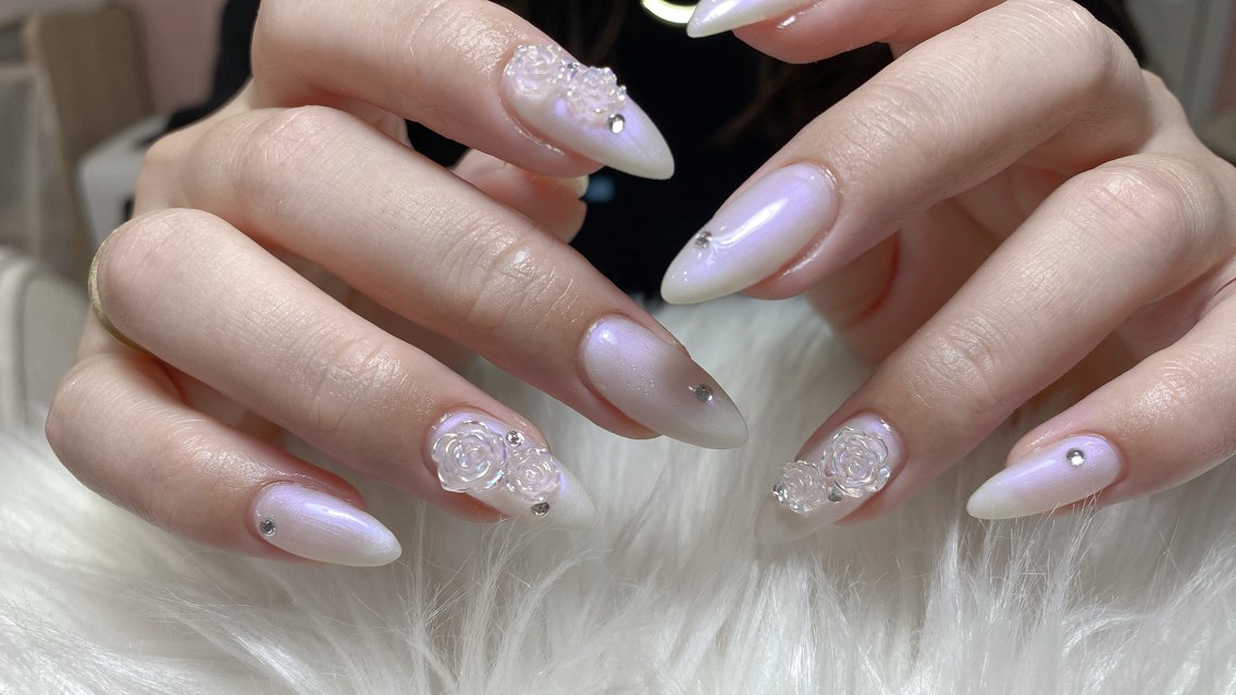 ネイル アートネイル オーロラネイル クリアネイル 長さ出し フレンチネイル Unicorn Nail原宿表参道のネイルデザイン
