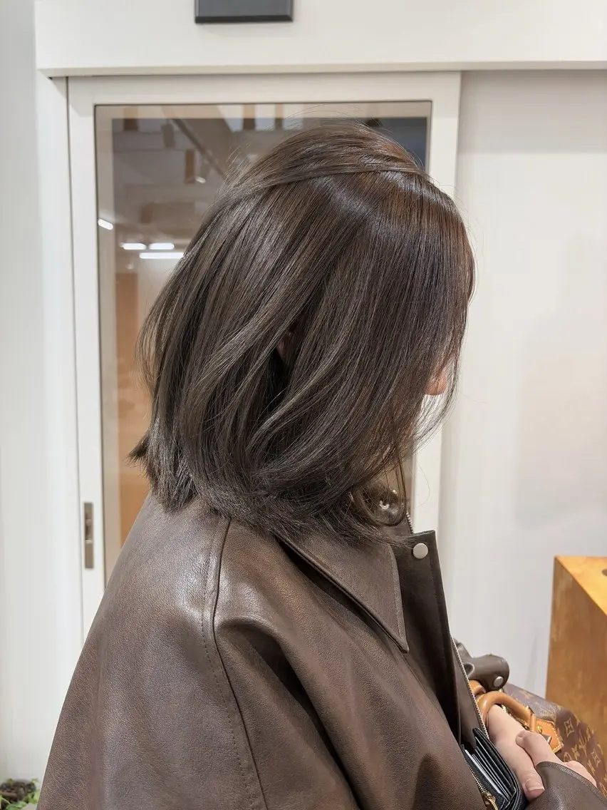 ミディアム カット ヘアカラー トリートメント oorry.toku /髪質改善ストレートのヘアスタイル