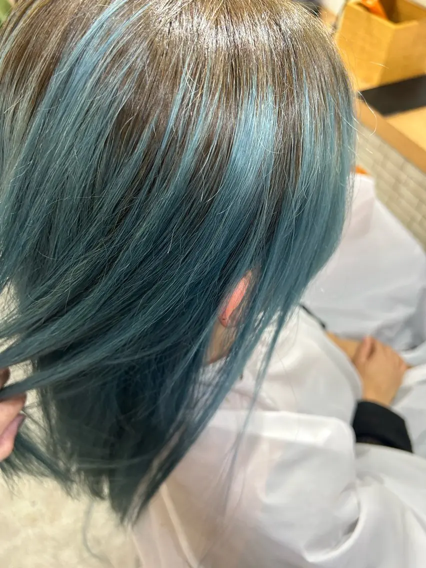 カラー モデル募集 伊吹のヘアスタイル