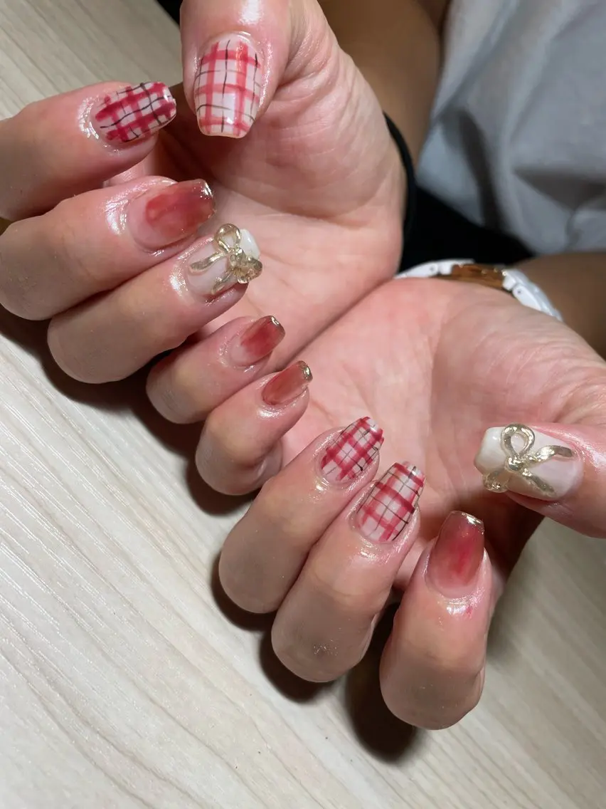 セミロング ハンドネイル mallee nailのネイルデザイン