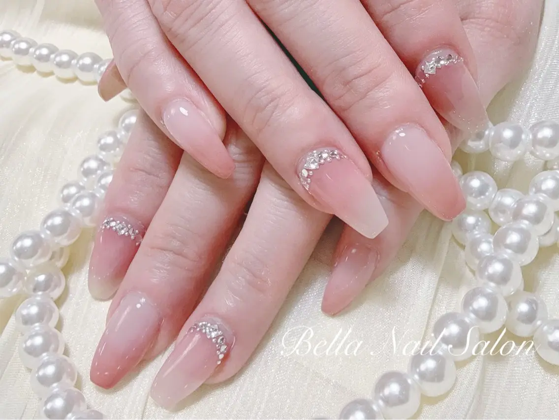ネイル ハンドネイル Bella Nail Salonパラジェルのネイルデザイン