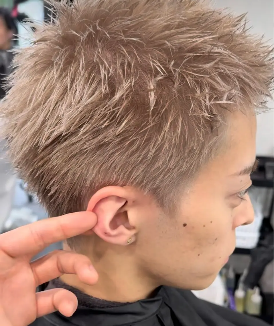 ブリーチメニューはこちらからお願いします!系こちらで叶います!🔥ダブルカラー+メンズカット(ブリーチ有り)の写真