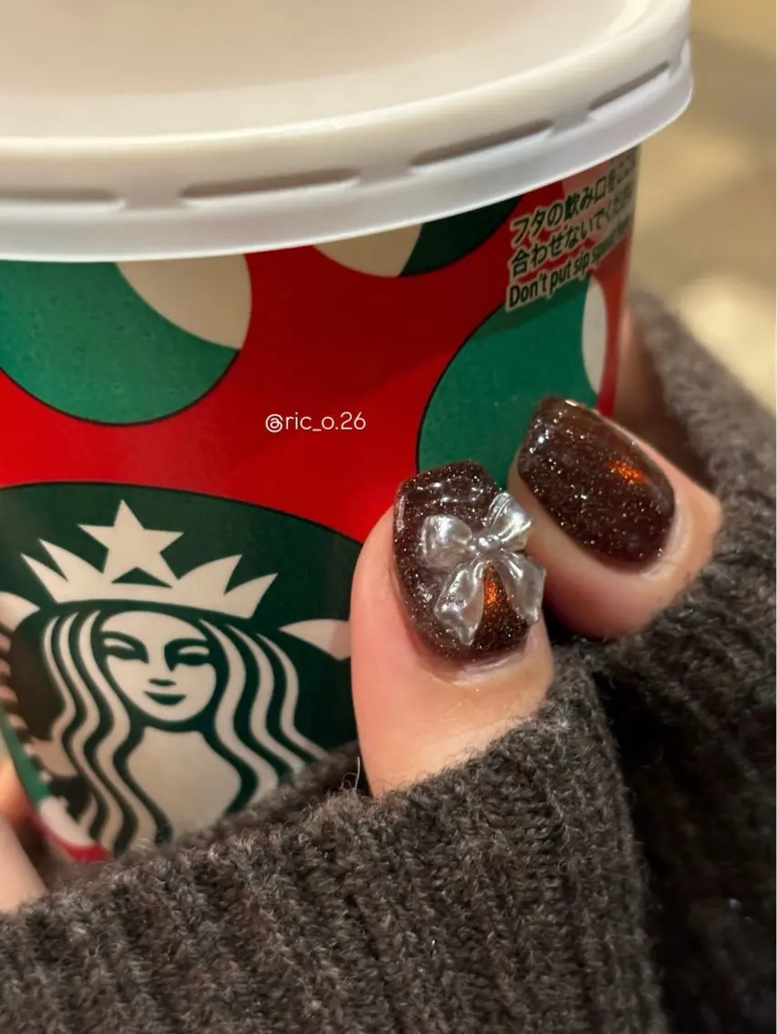 ネイル 𝗿𝗶𝗰𝗼 ˎˊ˗のネイルデザイン