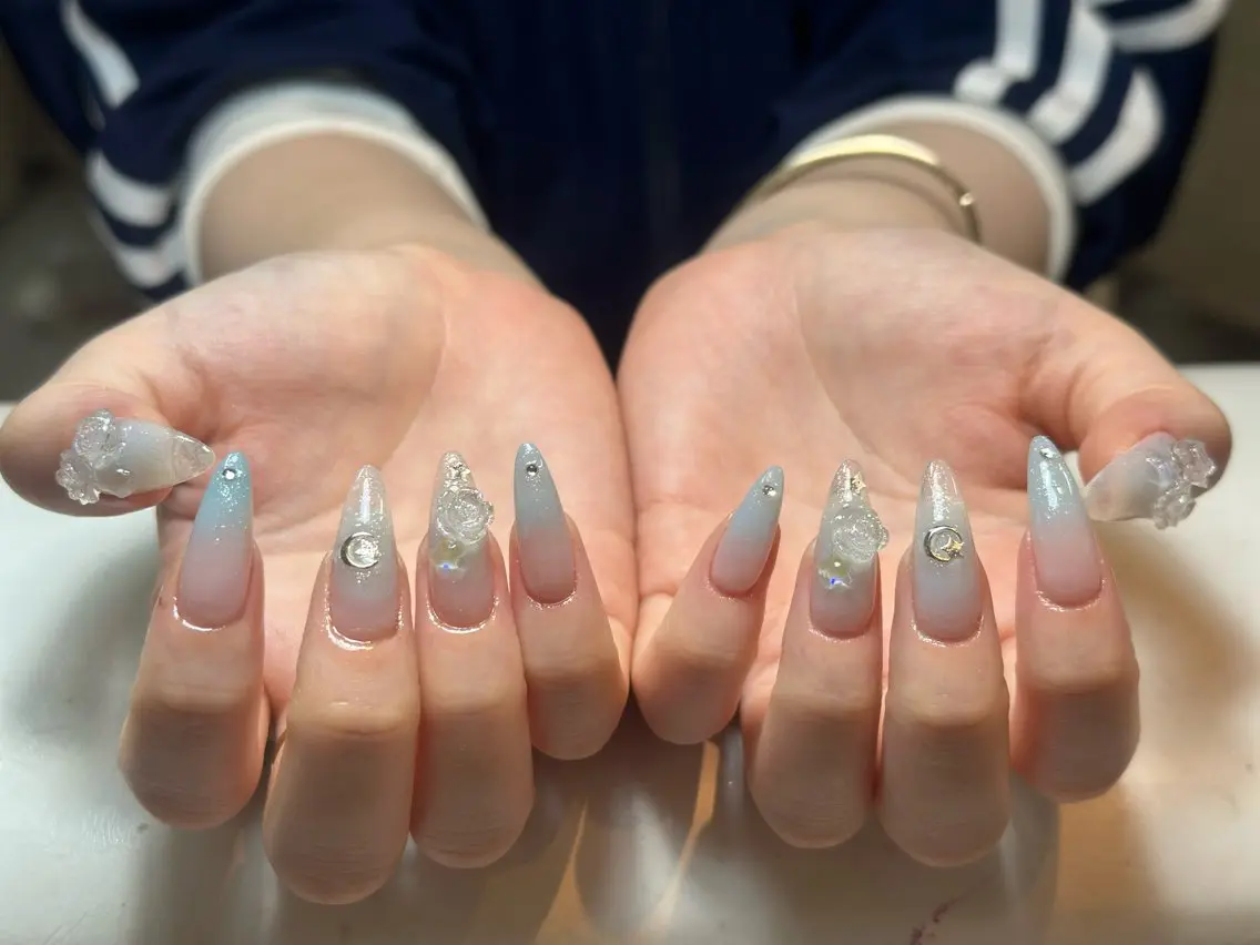 ネイル アートネイル 成人式 ジェルネイル ニュアンスネイル 夏ネイル ハンドネイル Nienail_ Luxeのネイルデザイン