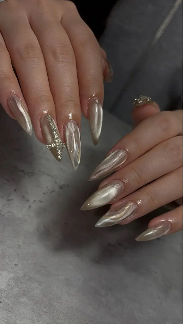 ネイル ハンドネイル Prettiest nailのネイルデザイン
