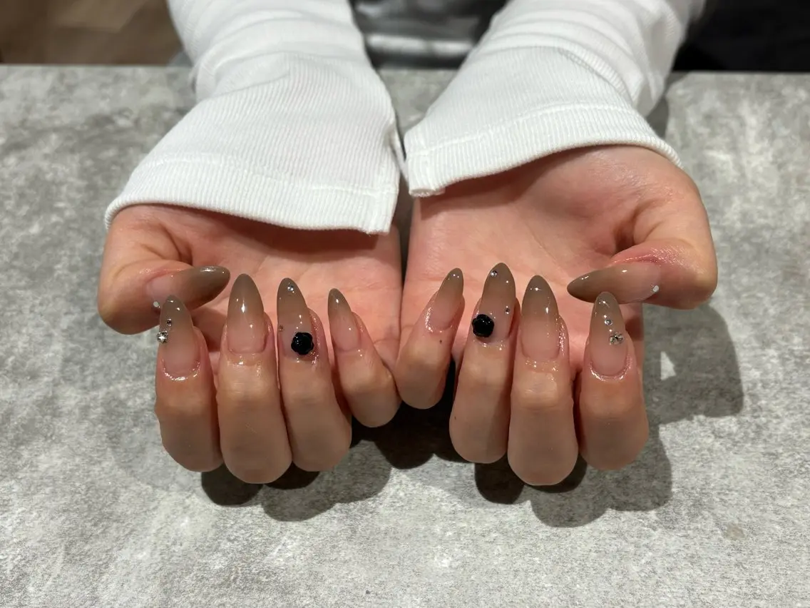 ネイル ハンドネイル Nail Ann safuのネイルデザイン